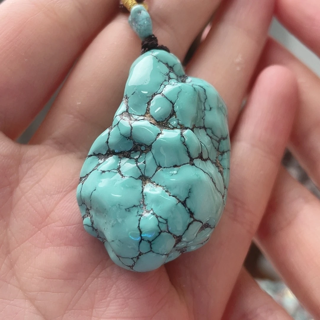 未镶嵌绿松石珠宝奇石