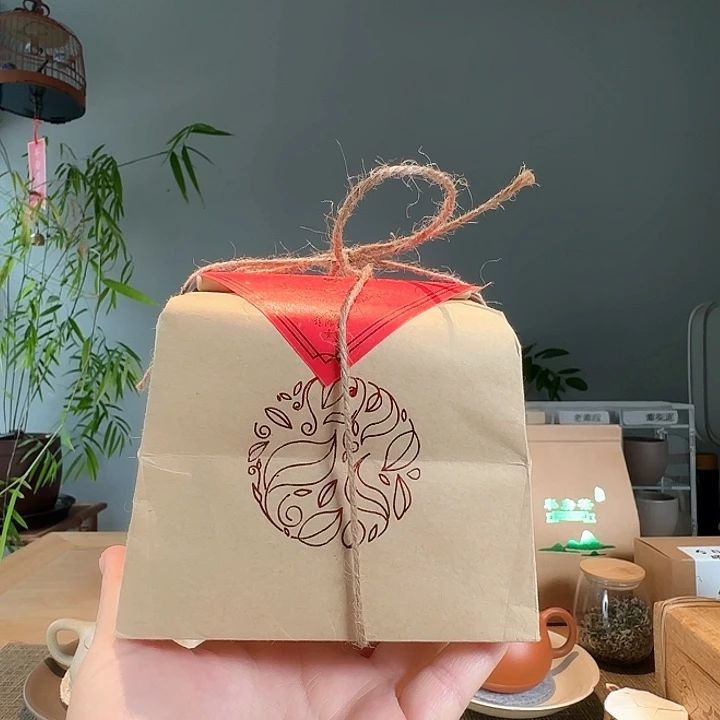 T***m紫砂茶叶罐鸭屎香凤凰单枞半斤