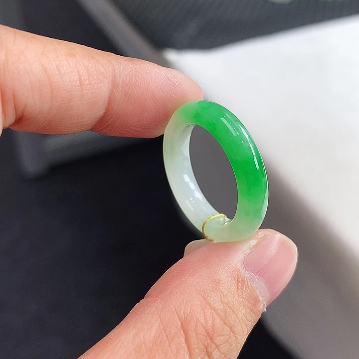 翡翠未镶嵌戒指17号