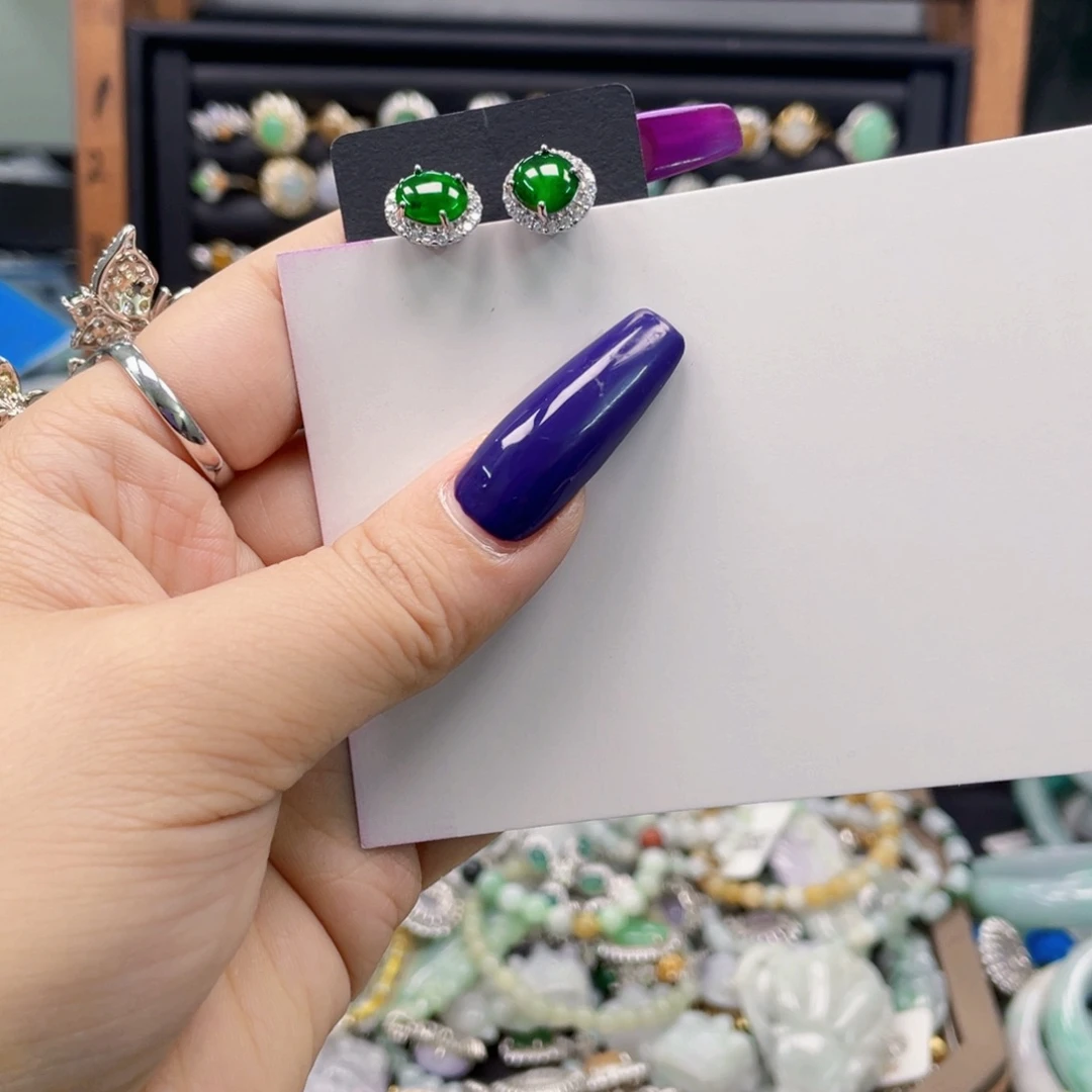 翡翠手镯未镶嵌天然翡翠Ａ货