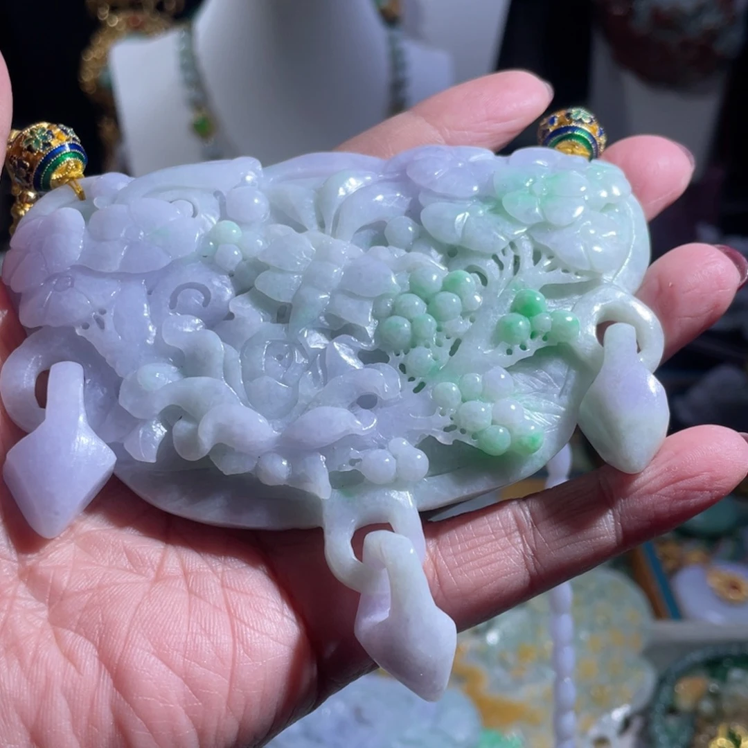 翡翠颈饰未镶嵌翡翠三拉环大锁王