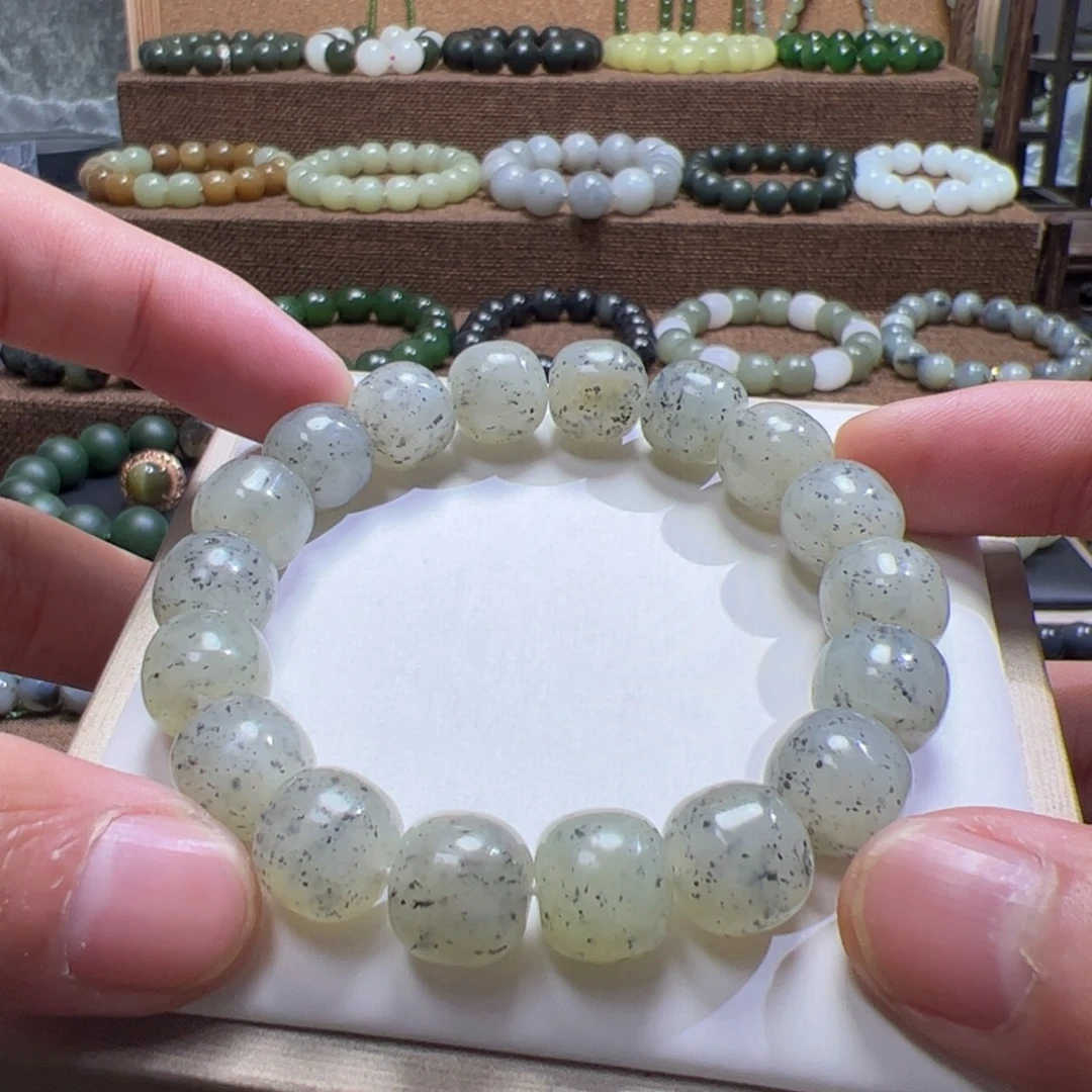 和田玉（糖玉）未镶嵌手链