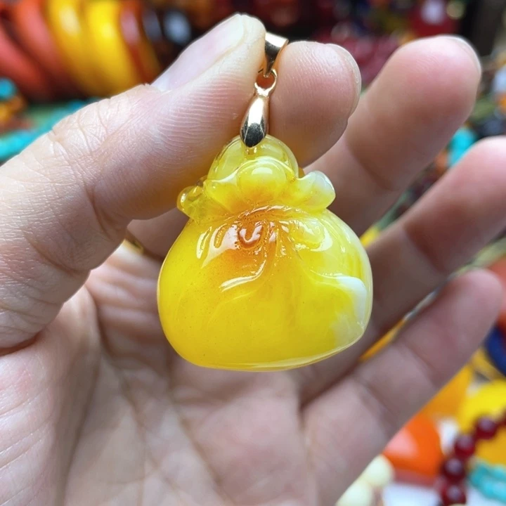 树脂制品7号钱袋子吊坠