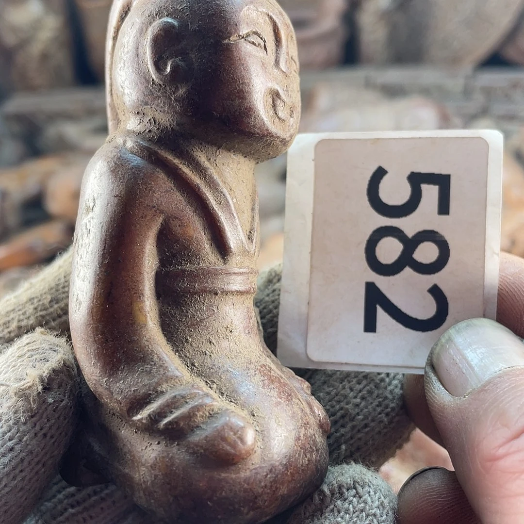 和田玉（糖玉）未镶嵌挂件