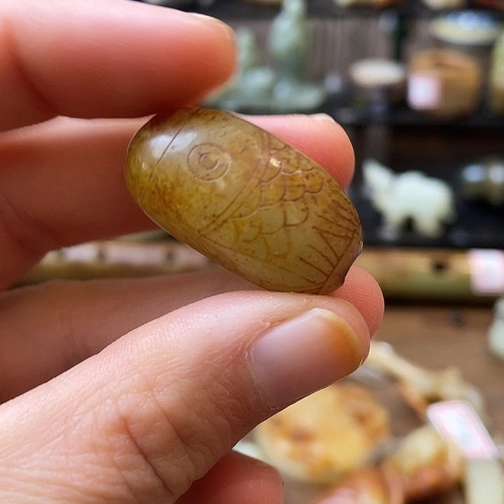 和田玉（糖玉）未镶嵌颈饰