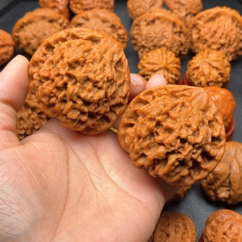 【闪购商品】文玩核桃把件太**S官帽