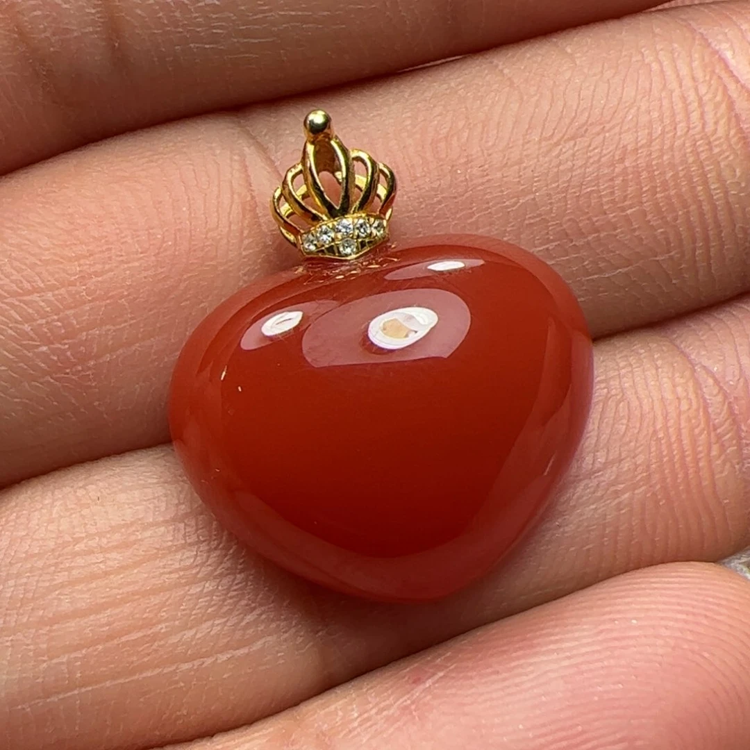 南红玛瑙吊坠18K金镶嵌