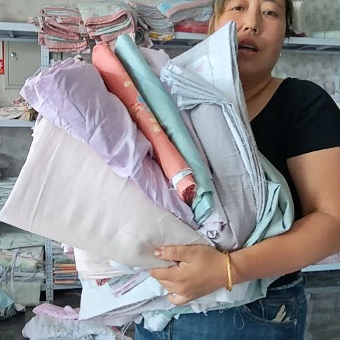 棉高端布的8m误差5cm，颜色随机。