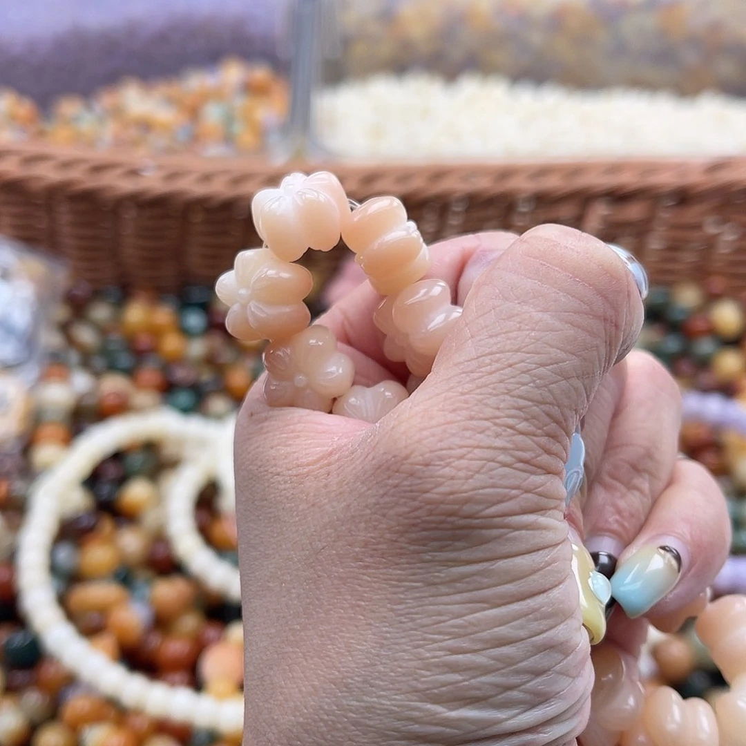 白玉菩提吊坠K/12mm/15颗五叶花