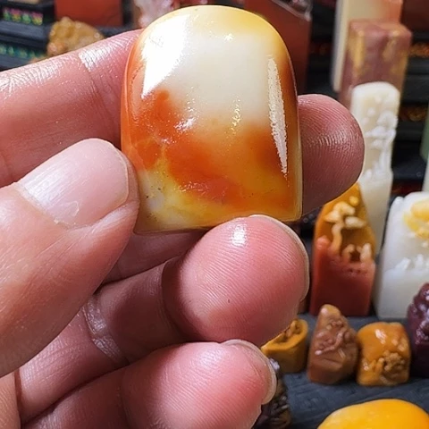 寿山石清***茶鸡母窩印章