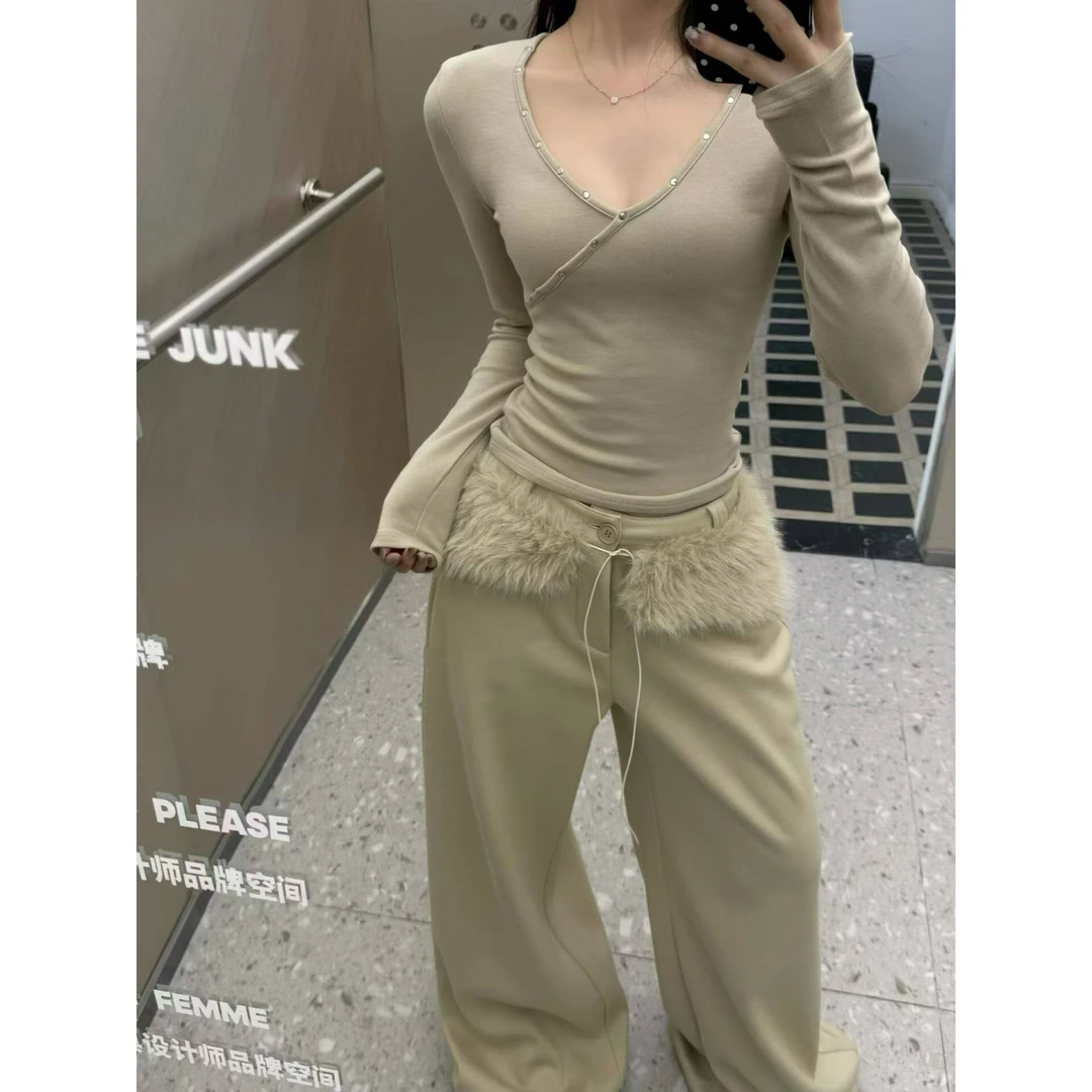 冬季新款辣妹铆钉v领收腰显瘦t恤+绒毛腰封阔腿裤两件套23823#