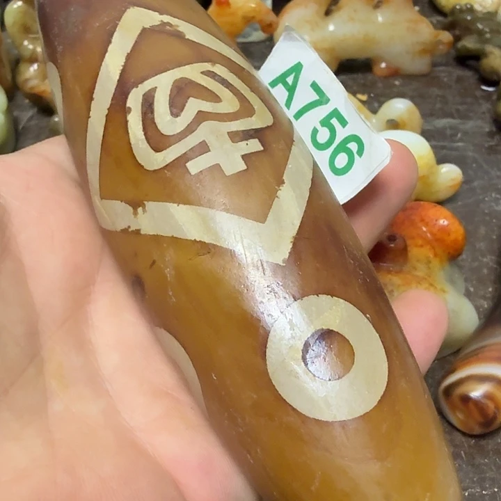 未镶嵌颈饰玛瑙/玉髓