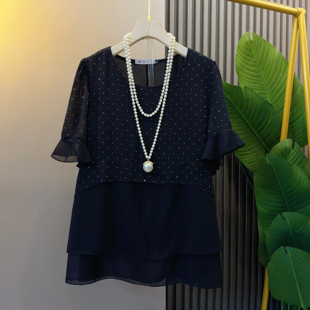 时髦气质欧洲站独特小众设计感满天星烫钻小衫衣长68左右