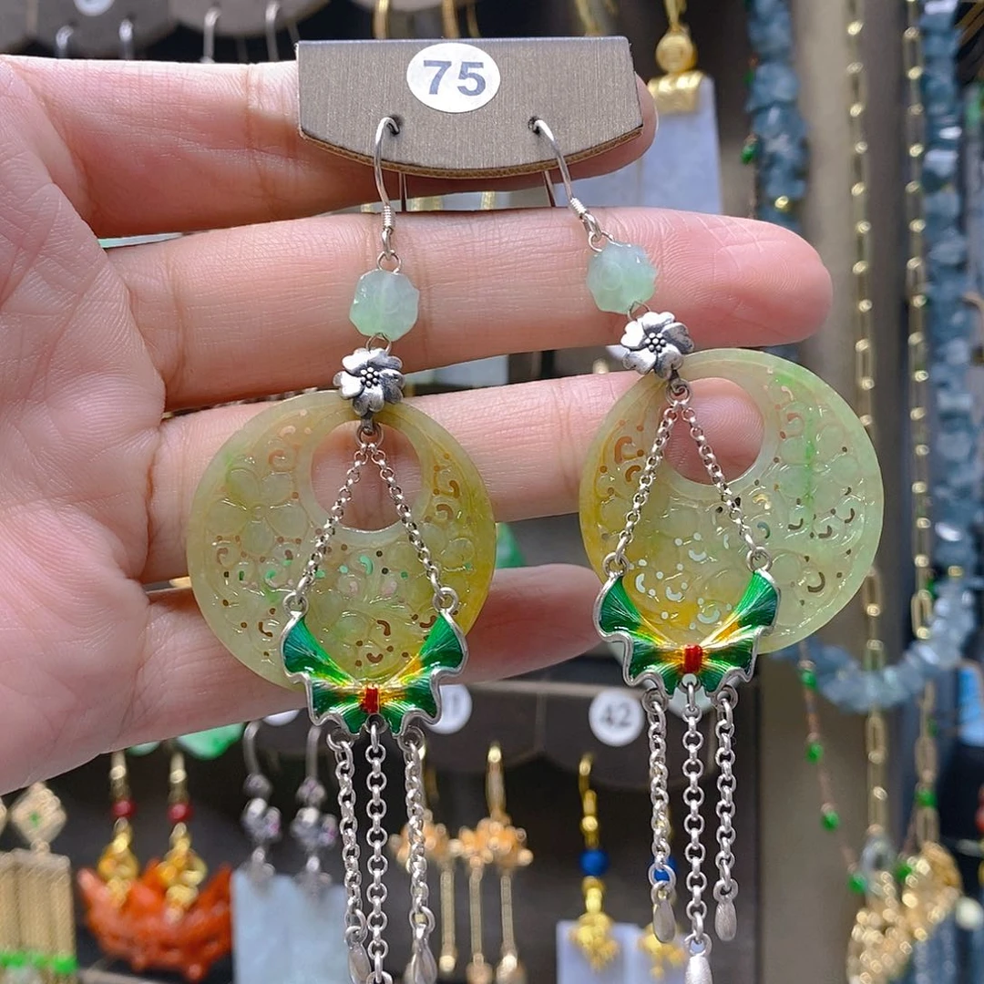未镶嵌翡翠耳饰翡翠