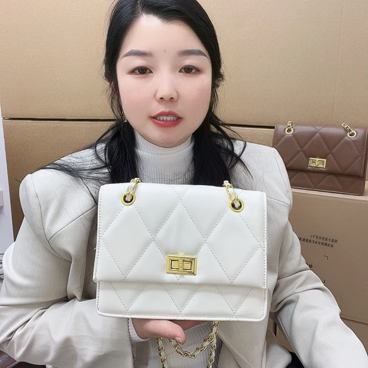 羊皮（革）猪剖层皮革鹿皮（革）小牛剖层皮革牛皮（革）PUPV