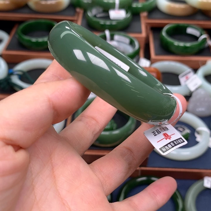 和田玉（碧玉）手镯5758圈口未镶嵌