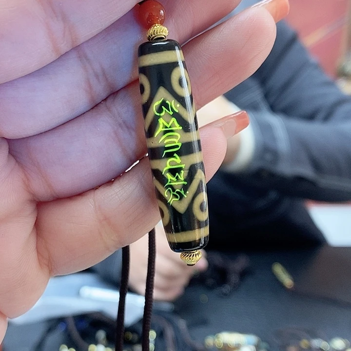 玛瑙/玉髓颈饰合金