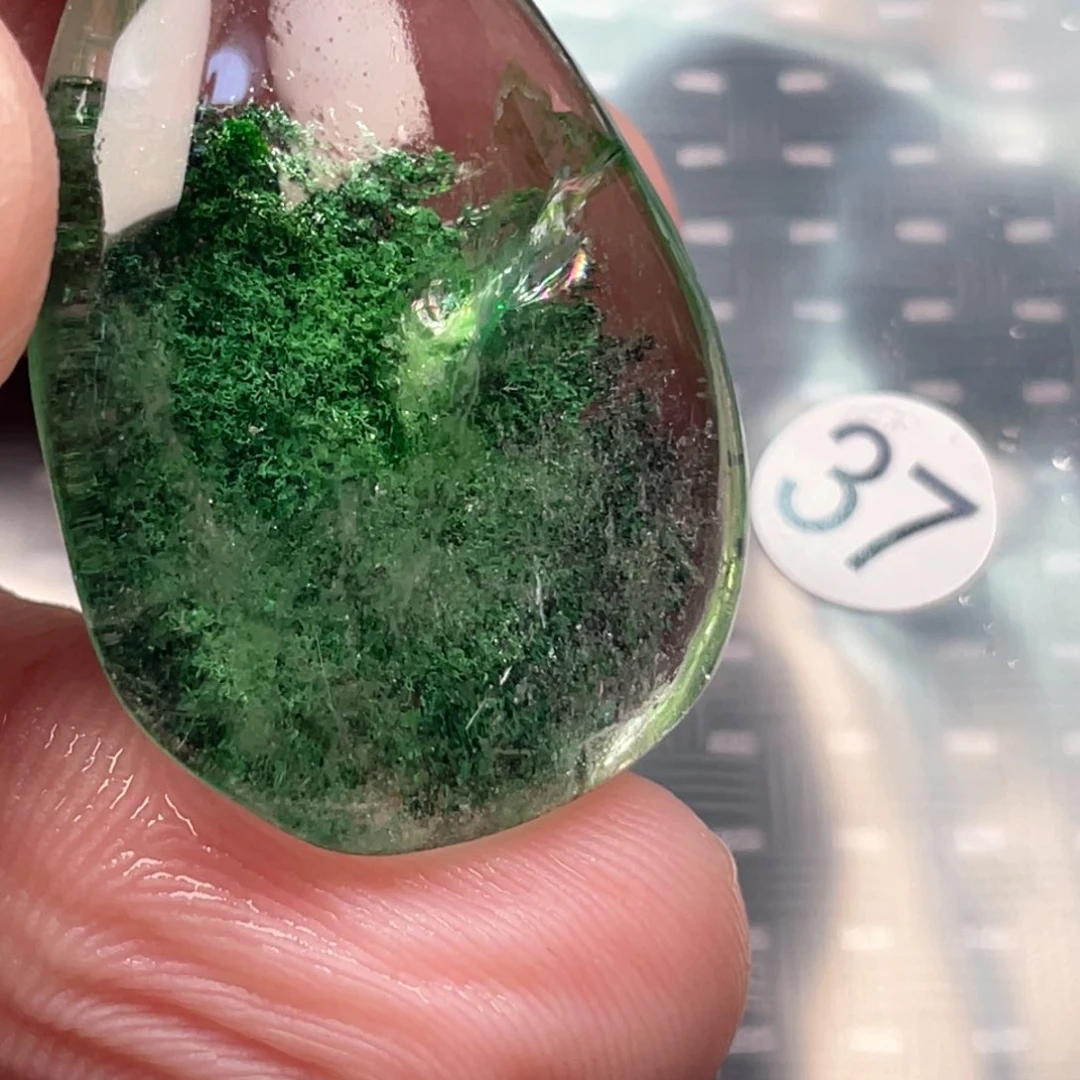 【闪购商品】颈饰未镶嵌水晶国****中