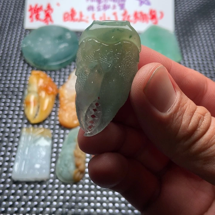 未镶嵌定制翡翠翡翠