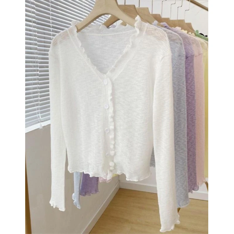 白色V领木耳边夏季新款短款针织防晒外搭罩衫冰丝外套女薄款上衣