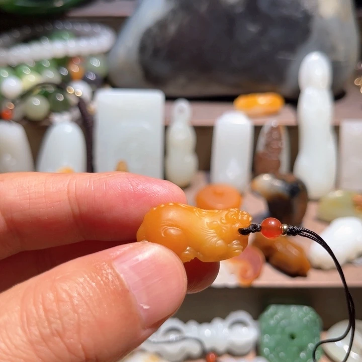 和田玉未镶嵌颈饰壮*