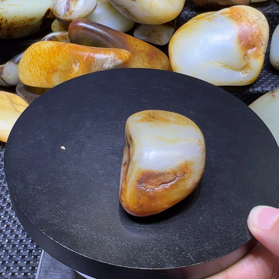 和田玉（子料）未镶嵌颈饰62克