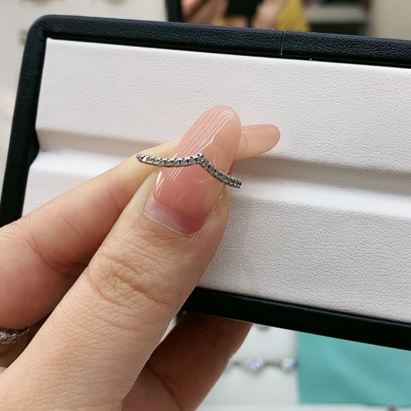 【闪购商品】合成碳硅石925银旺***?