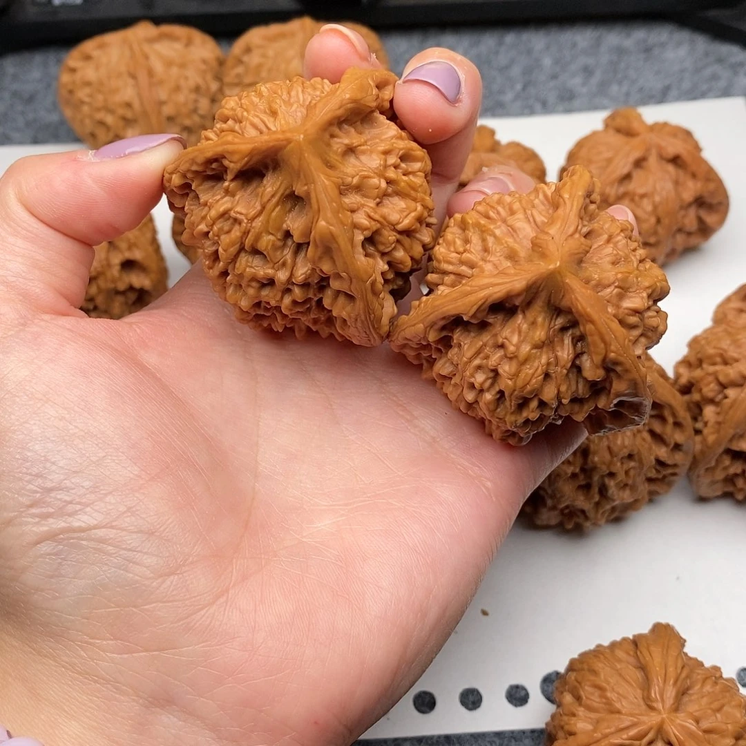 吊坠文玩核桃有****寞