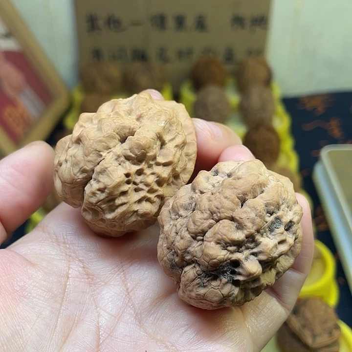 文玩核桃把件22、山羊王40