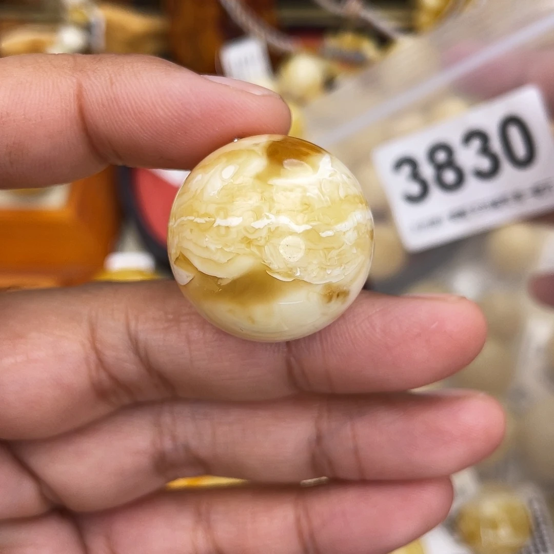 蜜蜡未镶嵌珠宝奇石粉26.2