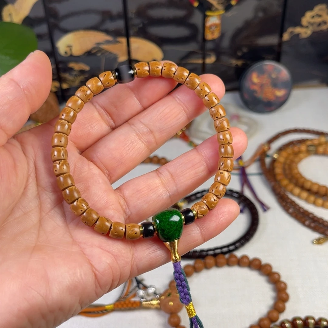 吊坠桃核345678885323