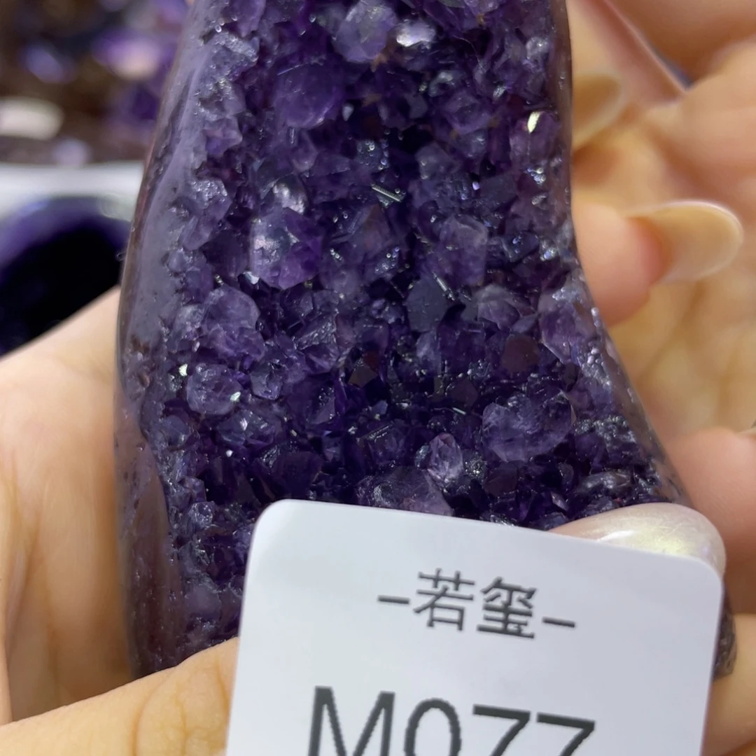 乌拉圭紫水晶摆件m077