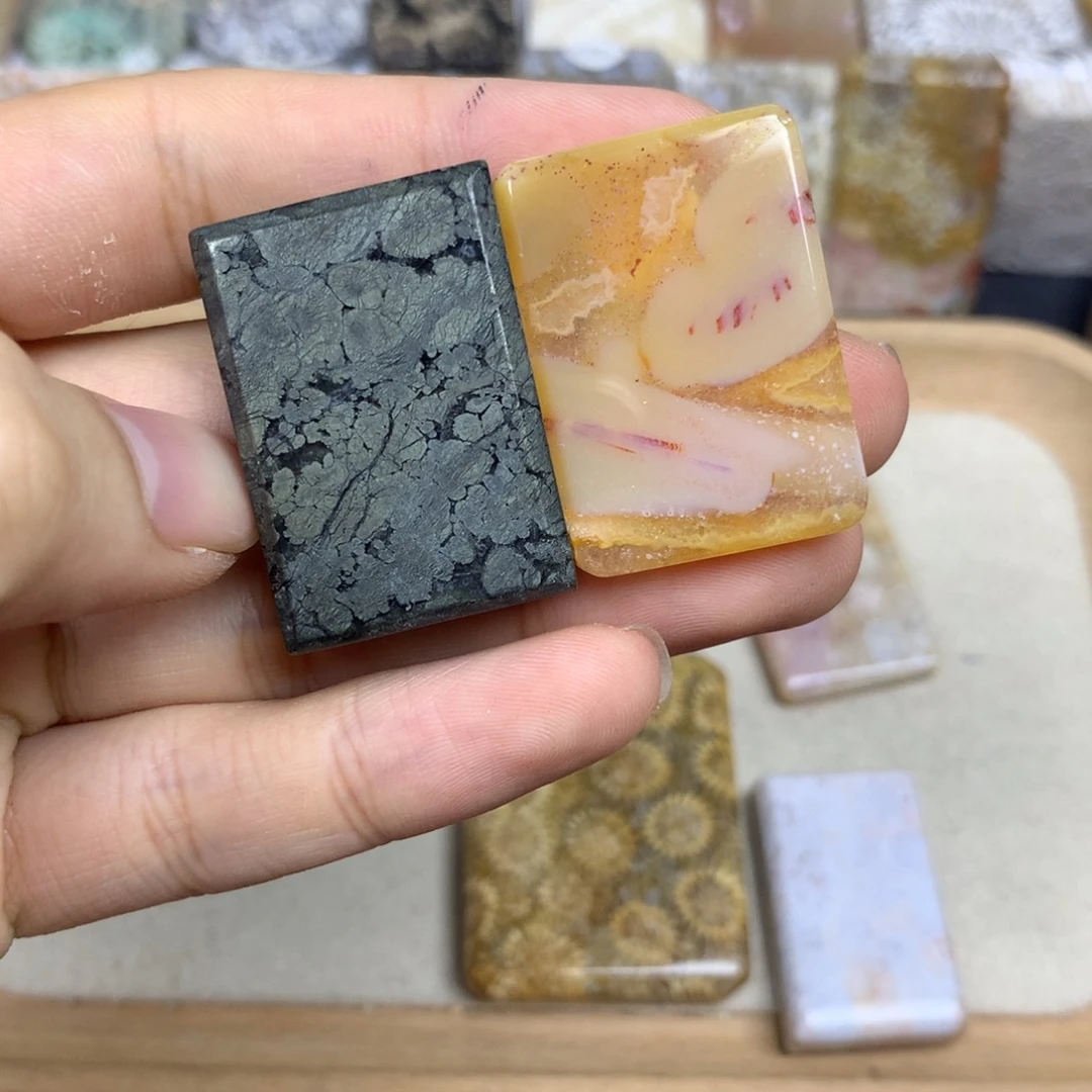 玄***刀未镶嵌无硅化珊瑚（珊瑚玉）