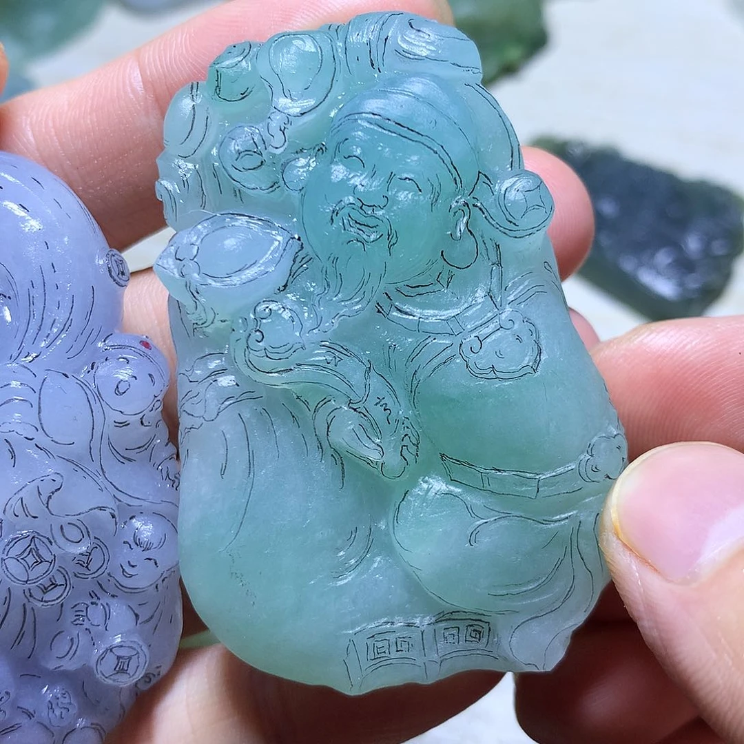 翡翠未镶嵌颈饰翡翠