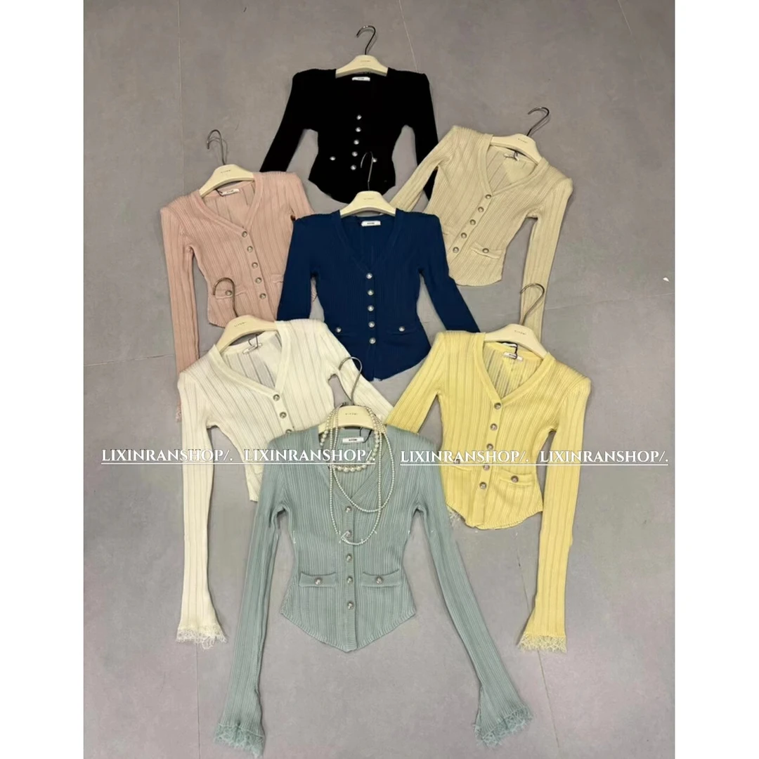 李欣然  【悠悠假日】 百搭简约排扣气质V领拼接针织衫#A1312