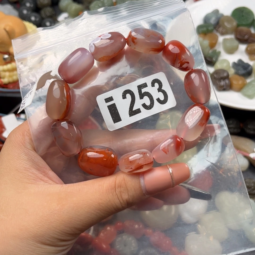 南红玛瑙未镶嵌珠宝奇石