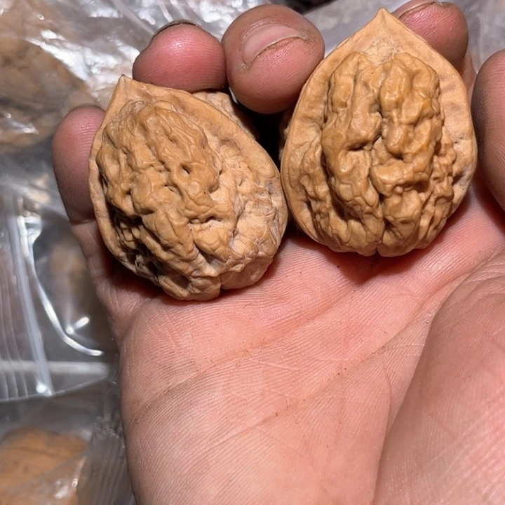 文玩核桃吊坠滇西50