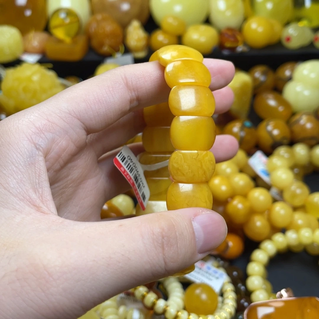 琥珀未镶嵌珠宝奇石
