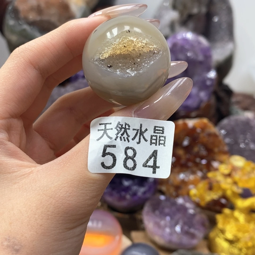 未镶嵌珠宝半成品水晶584