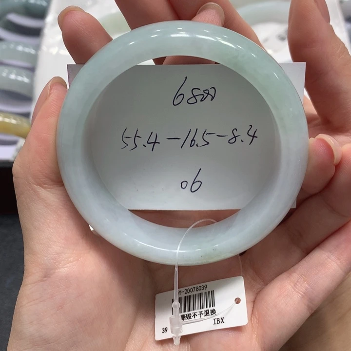 翡翠未镶嵌手镯06