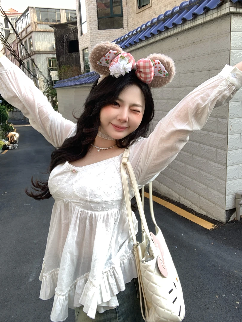 【大小姐】“爱神信笺”高级感法式小众方领锁骨设计感荷叶边上衣女