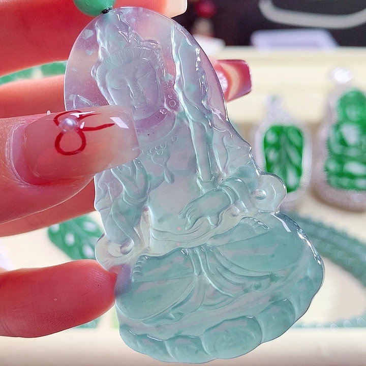 翡翠颈饰未镶嵌天然