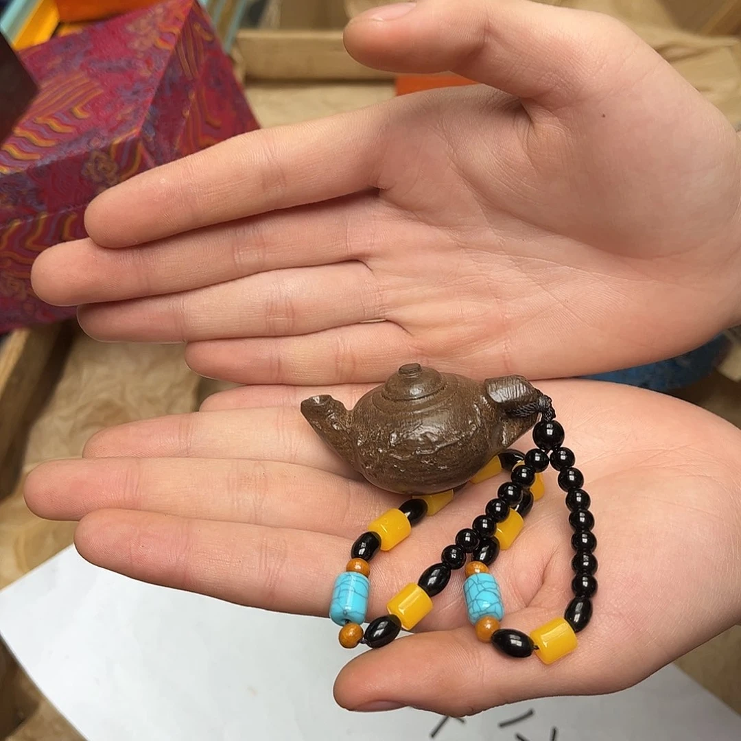 大叶紫檀（黑酸枝木类）