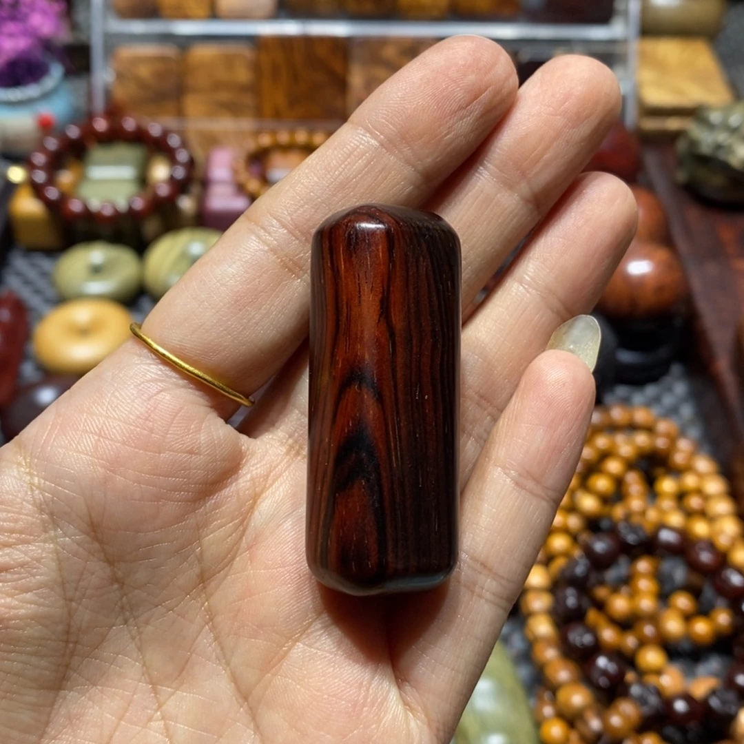 *****微凹黄檀（南美大红酸枝）木