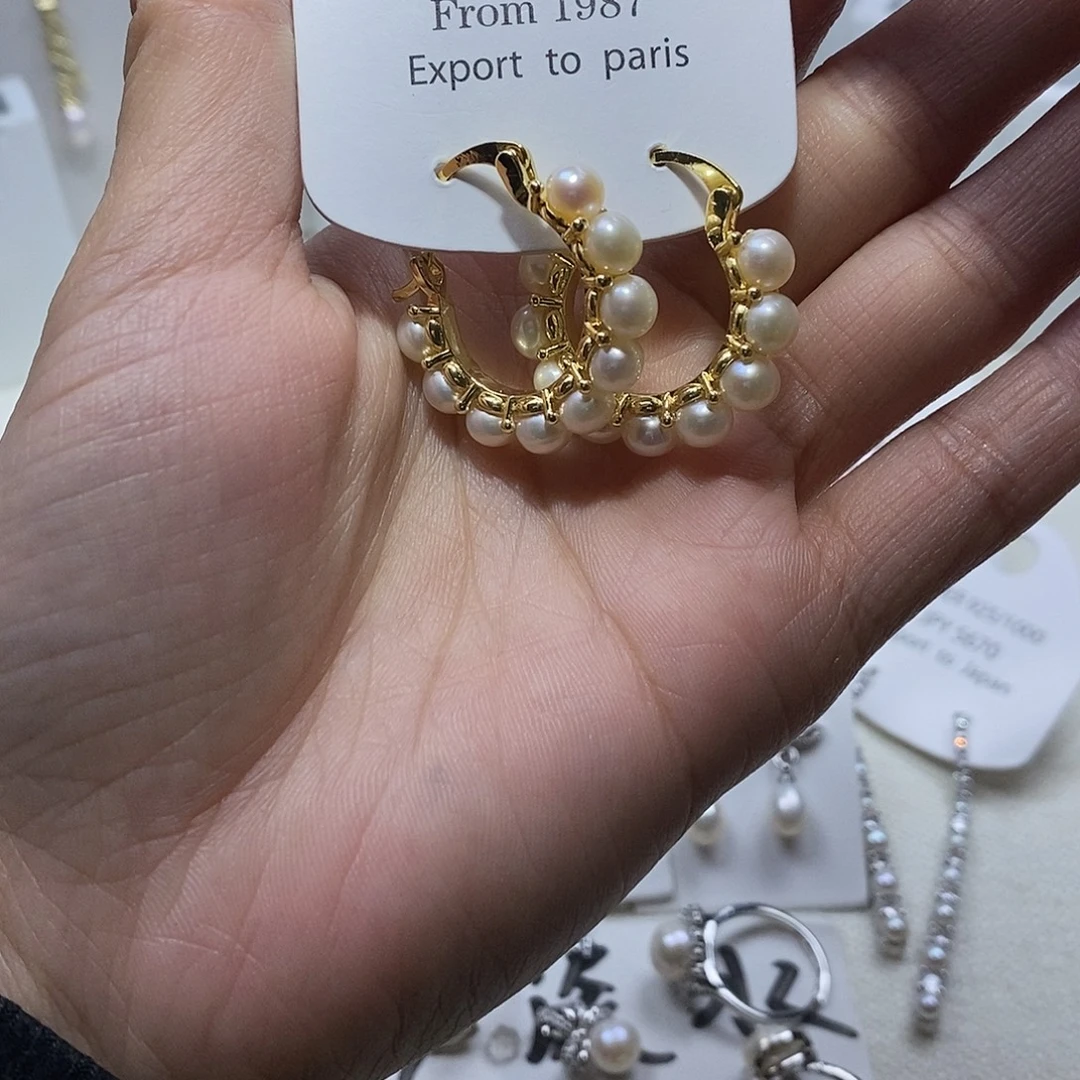 淡水珍珠耳饰未镶嵌