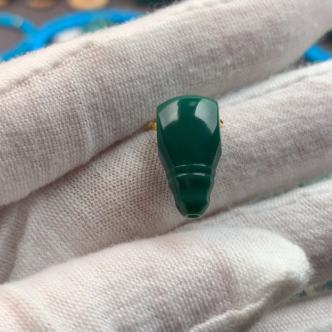 绿松石未镶嵌绿松石9*8mm