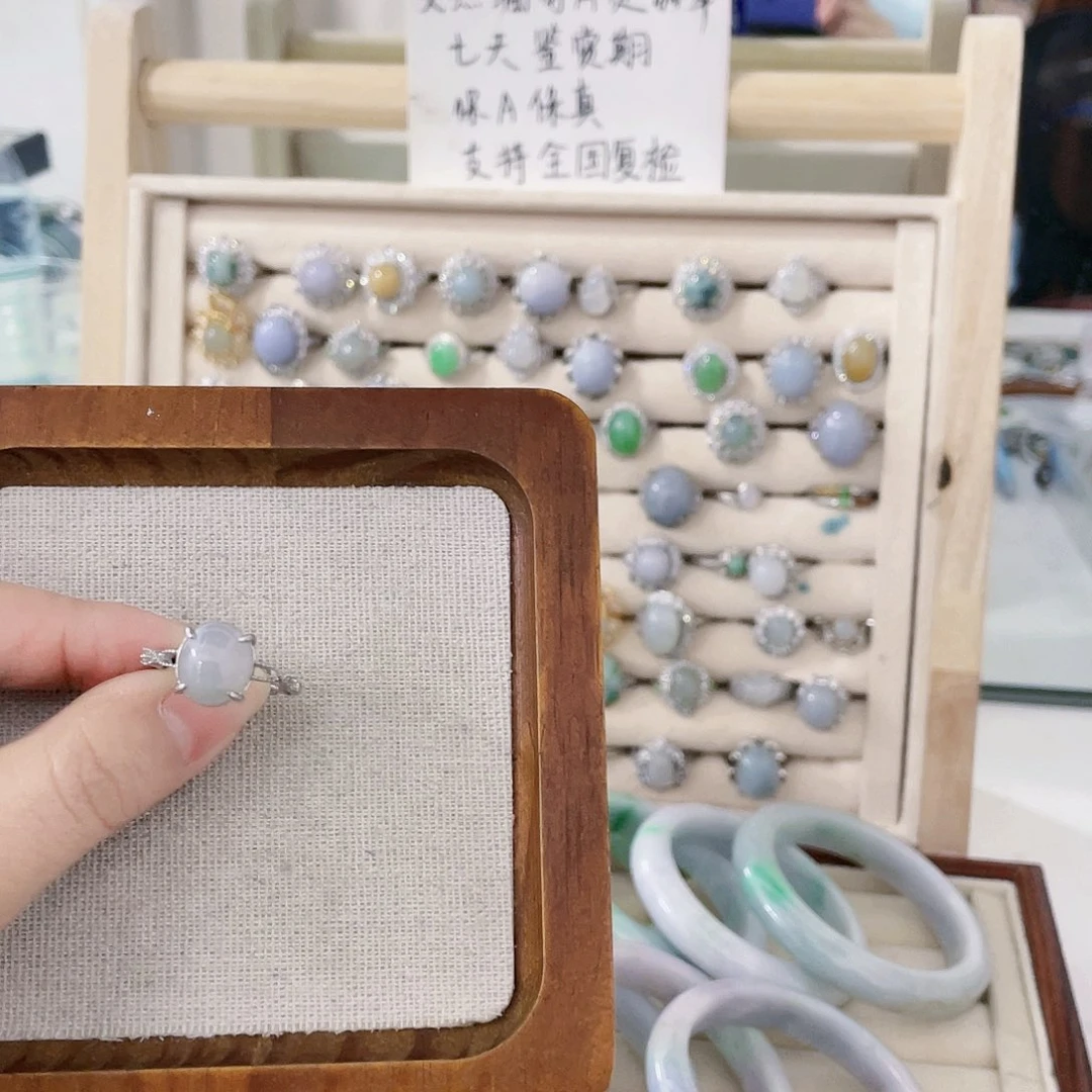 颈饰未镶嵌翡翠天然翡翠Ａ货