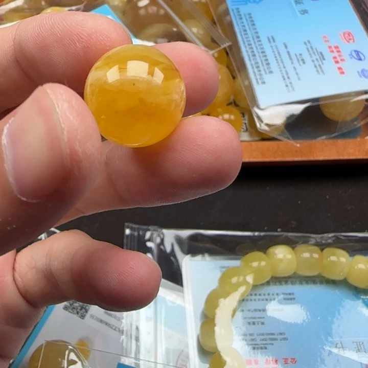 未镶嵌蜜蜡裸石天然319