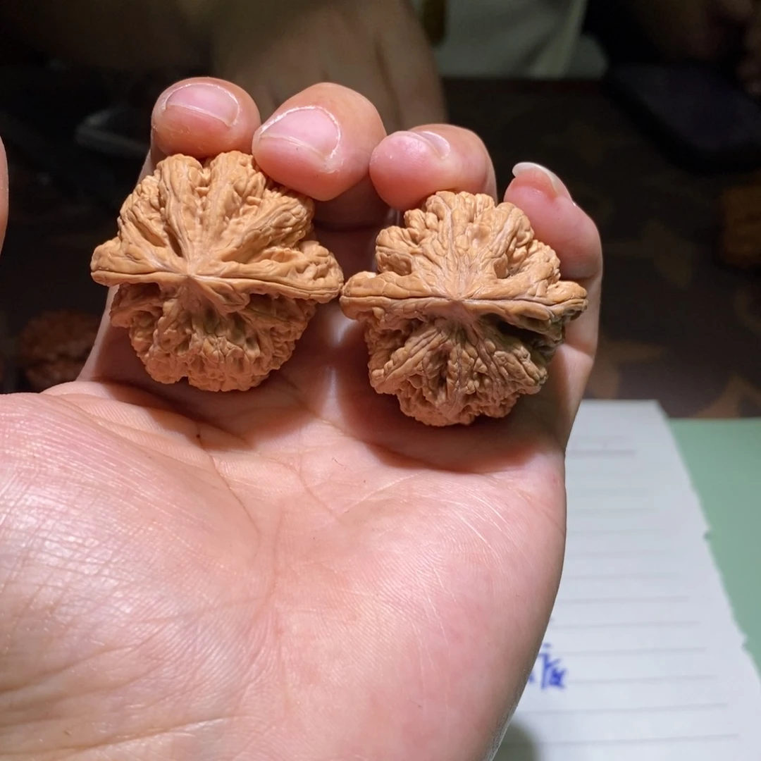 文玩核桃吊坠大***生39全品粗筋