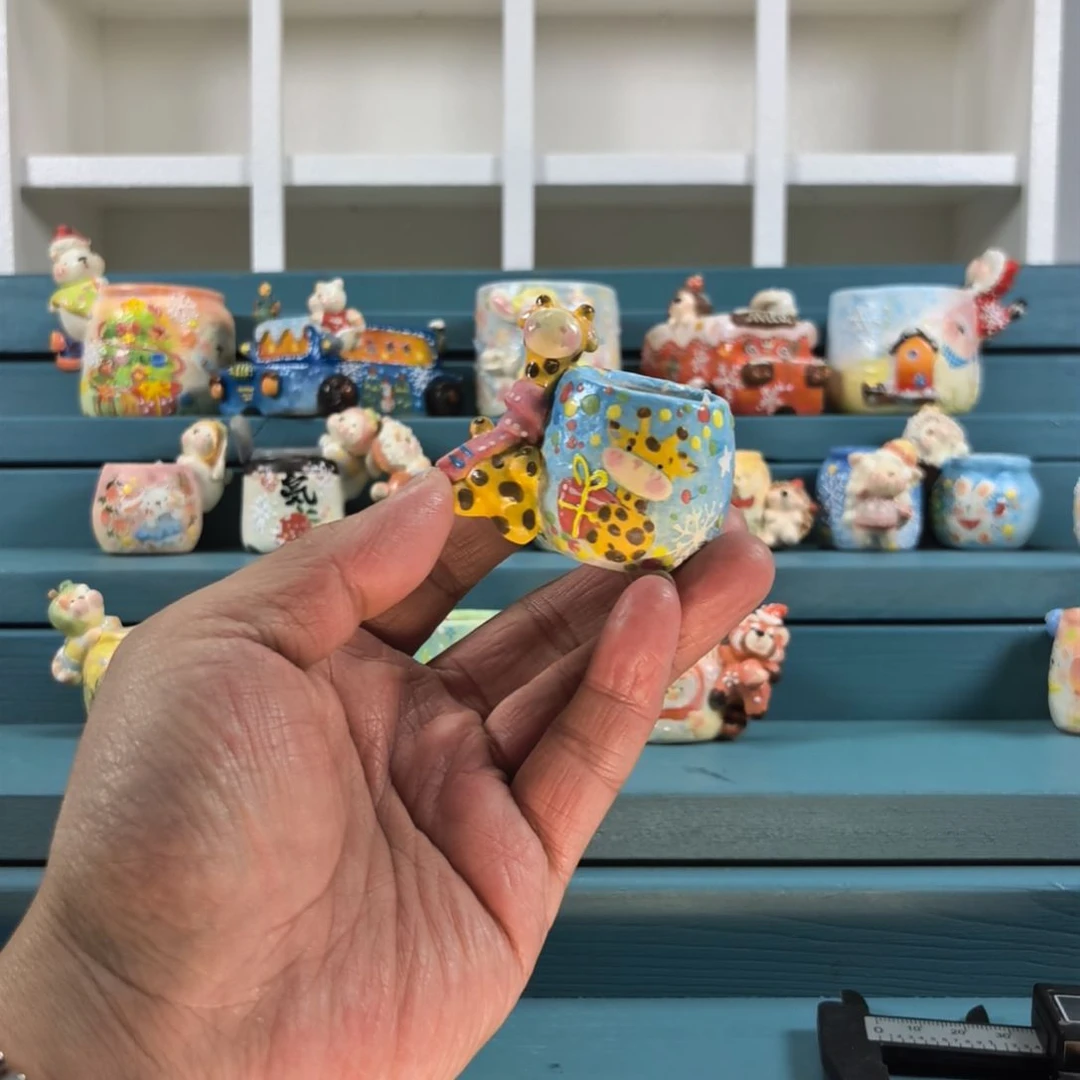 小***菇粉色的长颈鹿 手绘多肉花盆